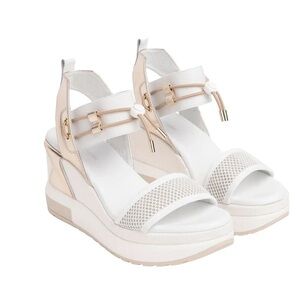 Nero Giardini Wedge Sandals  size 39